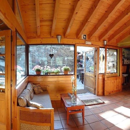 Xalet Refugi Pere Carne Hostel La Molina  Exterior photo