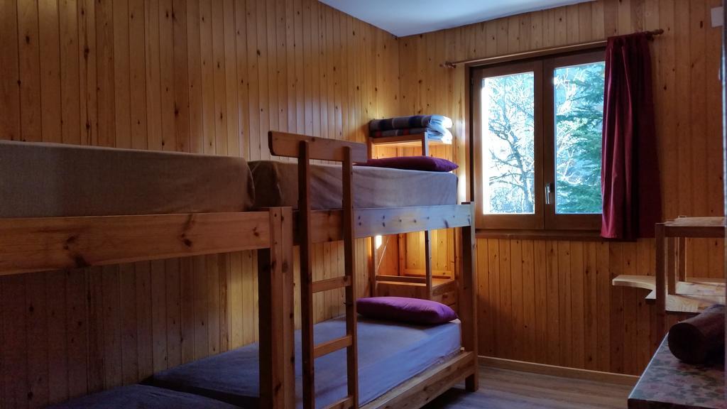 Xalet Refugi Pere Carne Hostel La Molina  Room photo