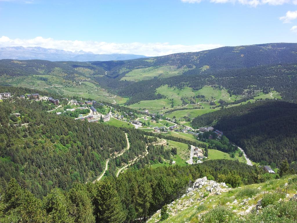 Xalet Refugi Pere Carne Hostel La Molina  Exterior photo