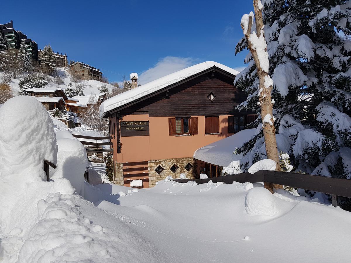 Xalet Refugi Pere Carne Hostel La Molina  Exterior photo